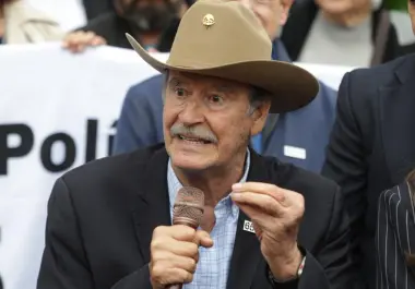 Vicente Fox volvió a generar polémica al criticar a Claudia Sheinbaum, defenderse de acusaciones de machismo y confirmar que participará en la próxima contienda electoral junto a la oposición.