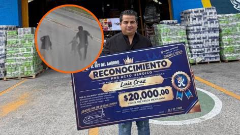Luis Enrique Cruz, trabajador de una tienda en Puebla, evitó que una niña de cuatro años fuera atropellada y recibió un reconocimiento y 20 mil pesos.