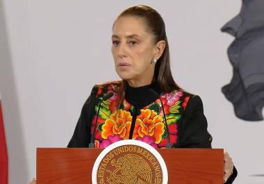 Sheinbaum consideró acertada la separación de Guadalupe Taddei del Instituto Nacional Electoral, pero advirtió que la renuncia no debe frenar las investigaciones por posibles irregularidades.