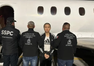 Dong también tiene un caso pendiente en Atlanta, pero se dará prioridad al de Nueva York por antigüedad.