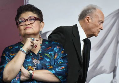 Periodistas difundieron que Ernestina Godoy podría ser propuesta para encabezar la FGR ante una posible salida anticipada de Alejandro Gertz Manero, aunque no existe confirmación oficial.