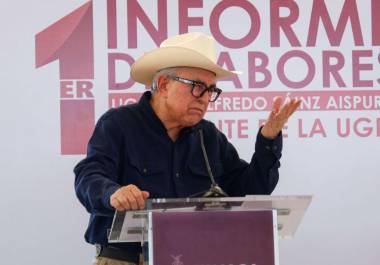 La SSPC descartó que Rubén Rocha Moya tenga ficha roja de Interpol pese a señalamientos de Estados Unidos.