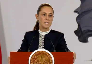 La presidenta afirmó que las autoridades detectaron posibles fraudes relacionados con pensiones elevadas.