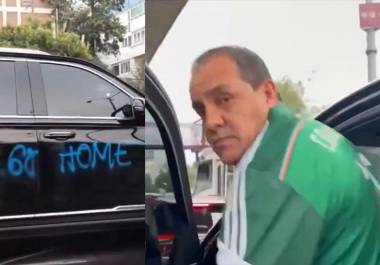 Integrantes de la Asamblea Antimundialista interceptaron a Cuauhtémoc Blanco antes del México vs Inglaterra y vandalizaron la camioneta en la que viajaba.