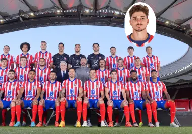 El Atlético de Madrid cerró la puerta a la salida de su delantero rumbo al Barcelona .