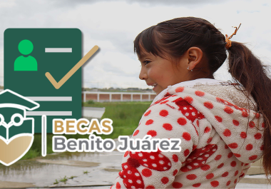 Revisa tu correo (incluido el spam) y consulta tu estado en el portal oficial de la Coordinación Nacional de Becas Benito Juárez.