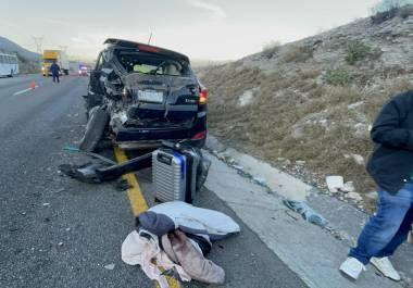 La Clínica Dos del IMSS reportó el fallecimiento de Leobardo Guillermo Mancillas Ochoa, última víctima del accidente vial ocurrido el pasado 3 de enero.