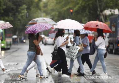 Para el domingo 28 de julio, el Monzón Mexicano ocasionará chubascos y lluvias fuertes acompañadas con descargas eléctricas, rachas de viento y posible caída de granizo.
