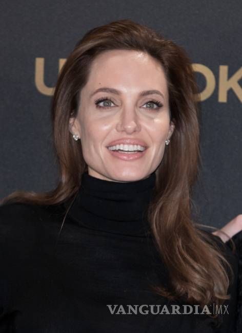 $!Angelina Jolie sufrió una parálisis facial tras su divorcio con Brad Pitt