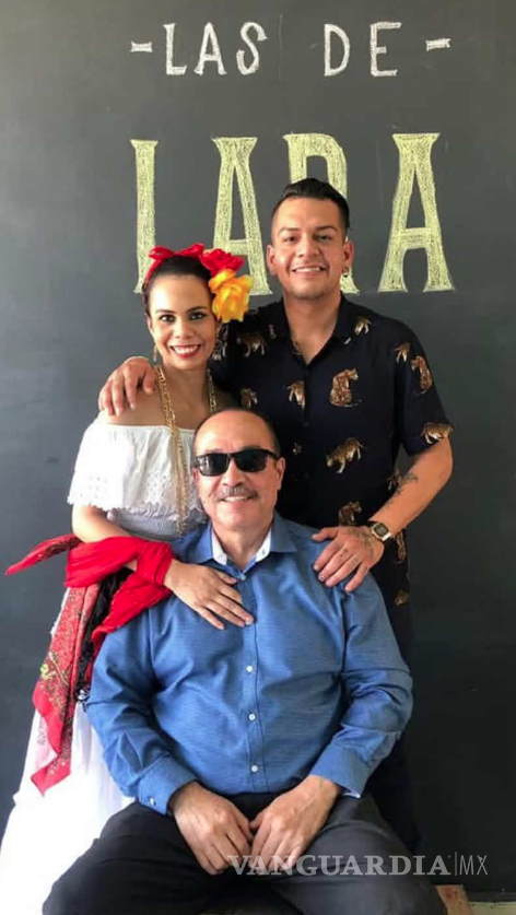 $!Halenia Aguilar con su hermano Héctor y su padre, en Las de Lara.