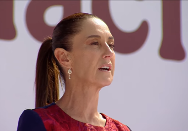 En el Zócalo capitalino, Sheinbaum afirmó que México mantiene una relación con Estados Unidos basada en respeto y principios, tras su reunión con Donald Trump y Mark Carney en Washington.