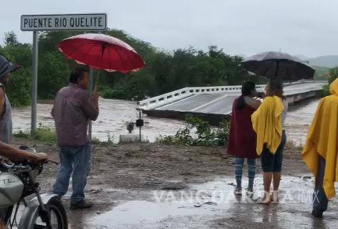Colapsa puente por tormenta ‘Nora’ en Sinaloa (video)