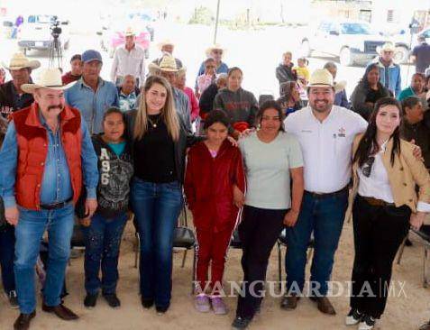 $!Durante el evento, se entregaron 50 certificados de posesión de tierras y se ofrecieron consultas en mesas de trabajo.