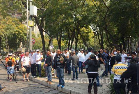 $!Marchan contra 'gasolinazo' en el Zócalo de la CDMX