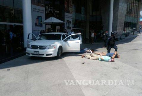 $!Realizan simulacro de asalto en plaza comercial Fashion Drive de San Pedro
