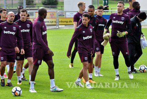 ‘Chicharito’ ya entrena con el West Ham