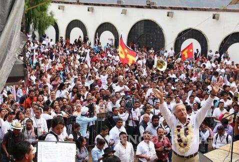 AMLO busca eliminar reforma educativa con iniciativa preferente