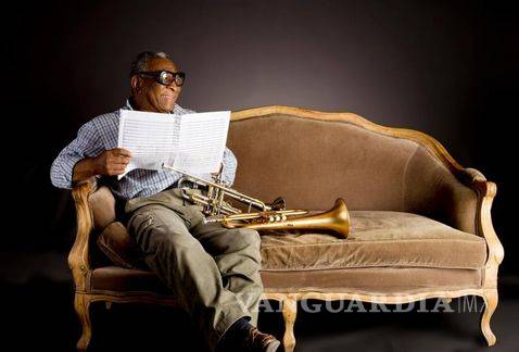 Murió Tito Puentes, el hombre jazz de la trompeta