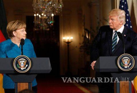 Trump se niega a estrechar la mano de Angela Merkel durante su primer encuentro en la Casa Blanca