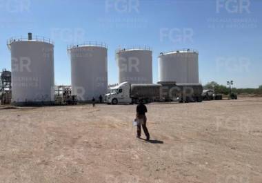 El reciente aseguramiento de una instalación en Tamaulipas destapó el debate sobre la operación de combustible ilegal.