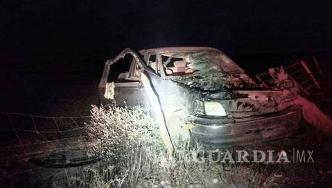 $!En el lugar del accidente se encontraron numerosos envases de bebidas embriagantes