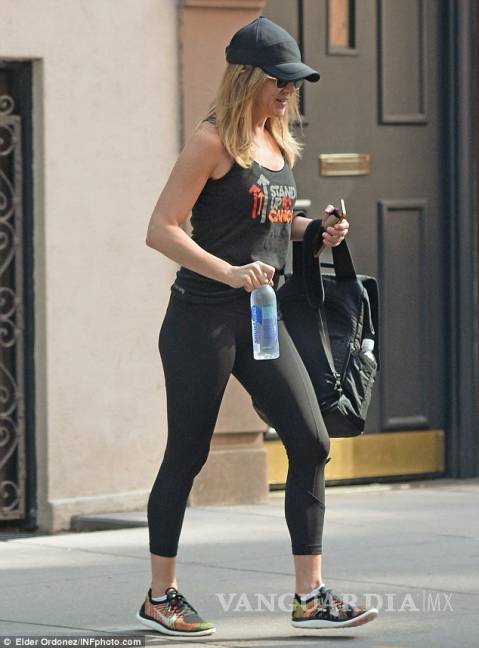 $!Jennifer Aniston hace a un lado los rumores sobre su embarazo