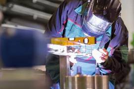 Los estudiantes adquieren conocimientos en mecánica clásica, electromagnetismo, física cuántica, física estadística y astrofísica.