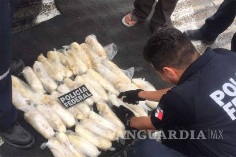 $!Como Camelia ‘La Texana’… llevaban llantas del carro repletas de crystal