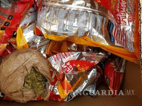 $!Secretaría de Marina encuentra media tonelada de droga en Paketaxos