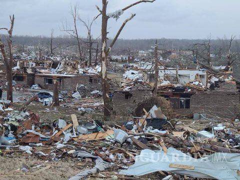 $!‘Enjambre’ de tornados en EU dejaría más de cien muertos