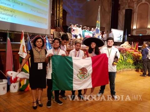 $!Mexicanos ganan oro en olimpiada de matemáticas y agradecen a Guillermo Del Toro