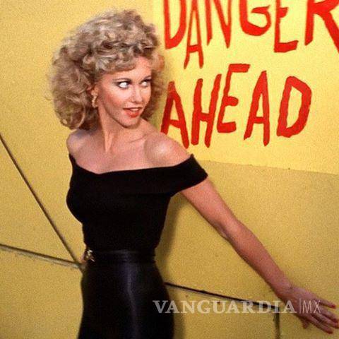 $!“Physical”, el picante éxito de Newton-John lanzado en 1981, fue número 1 durante 10 semanas y fue nombrado canción del año de Billboard.