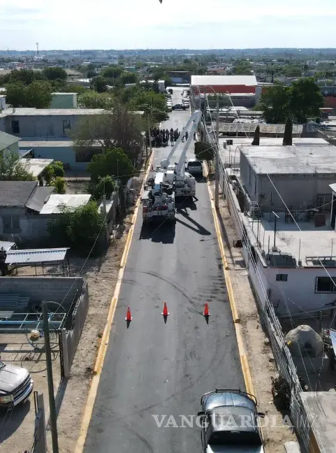 $!Entrega alcalde de Acuña más pavimento en la colonia Nogales
