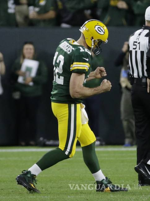 $!Aaron Rodgers se viste de héroe en el triunfo de los Packers
