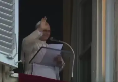 Papa León XIV desde el Ángelus, Vaticano.