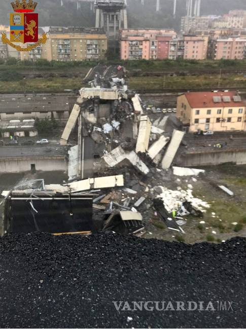 $!Decenas de muertos tras derrumbe de puente en Génova, Italia (Video)