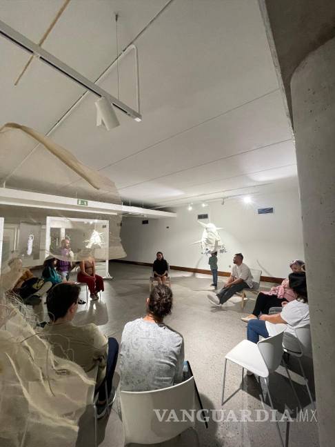 La artista regia Trubaik presenta exposición en las Islas Canarias