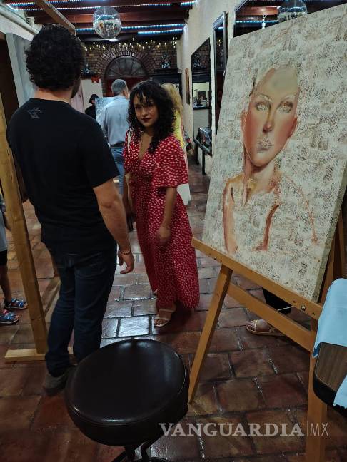 $!Exposición ‘Reinos Encantados’ se despide del Café Monarca en Saltillo, al conjuro de la obra de María Arredondo