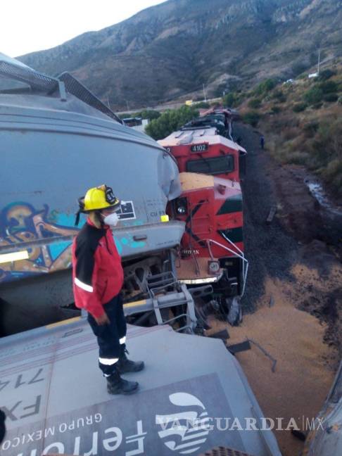 $!Descarrilan trenes tras colisión en Zacatecas