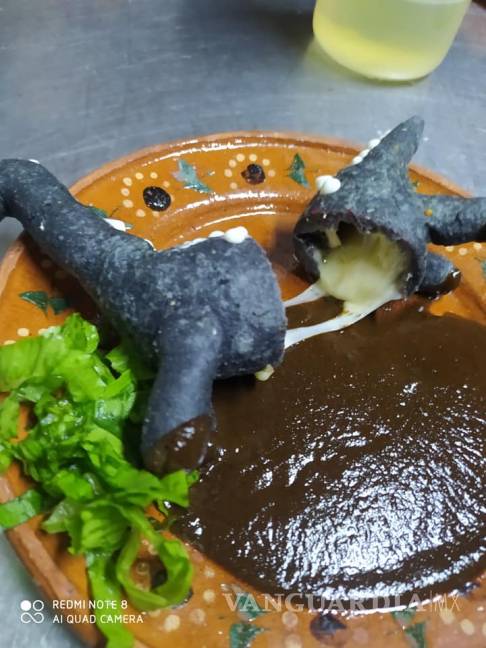 $!Las dinoquesadillas de San Antonio de las Alazanas se convierten en tendencia