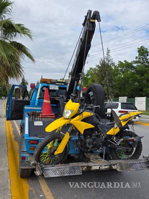 $!Autoridades aseguraron la motocicleta y la trasladaron al corralón.