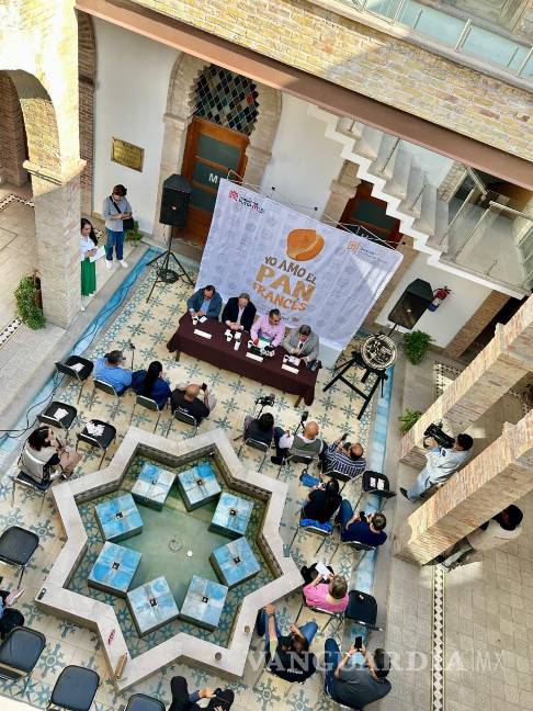 $!Panaderos locales mantienen viva la receta artesanal del pan francés.