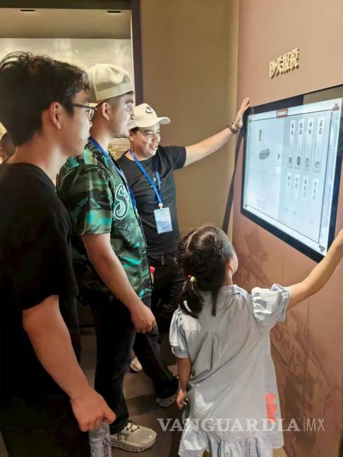 $!Jóvenes ingenieros del TecNM-Saltillo participan en un curso de verano sobre autos y dispositivos inteligentes en China.