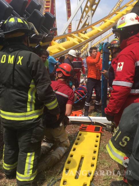 $!Terrible accidente en la montaña rusa de La Feria de Chapultepec, dos personas perdieron la vida