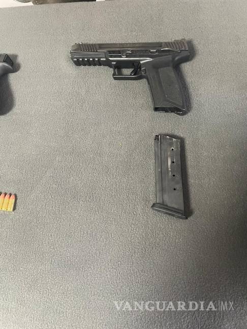 Aseguran armas en el interior de una bocina en Nuevo León