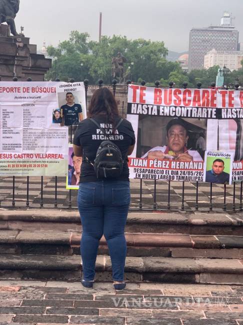 $!Protestan por desaparecidos en la vía Monterrey-Nuevo Laredo