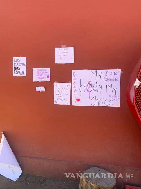 $!Los mensajes fueron colocados por alumnas de la institución.