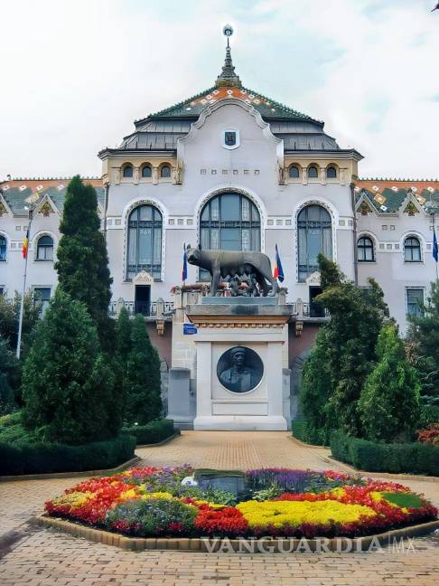 $!Palacio Administrativo en Marosvásárhely.