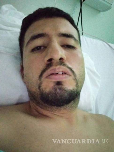 $!Jorge Alberto Martínez permanece internado en la cama 9 de la Clínica 7 del IMSS en Monclova; su corazón solo funciona al 12 por ciento, y requiere un trasplante urgente para seguir con vida.
