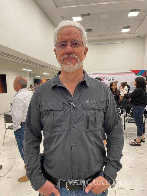 $!Carlos Perales, responsable del área de sistemas del Ayuntamiento de Saltillo, explicó que no se ponen en riesgo datos personales.